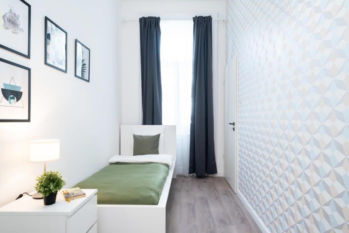 Large Apartment At Perfect Central Location Budapešť Exteriér fotografie